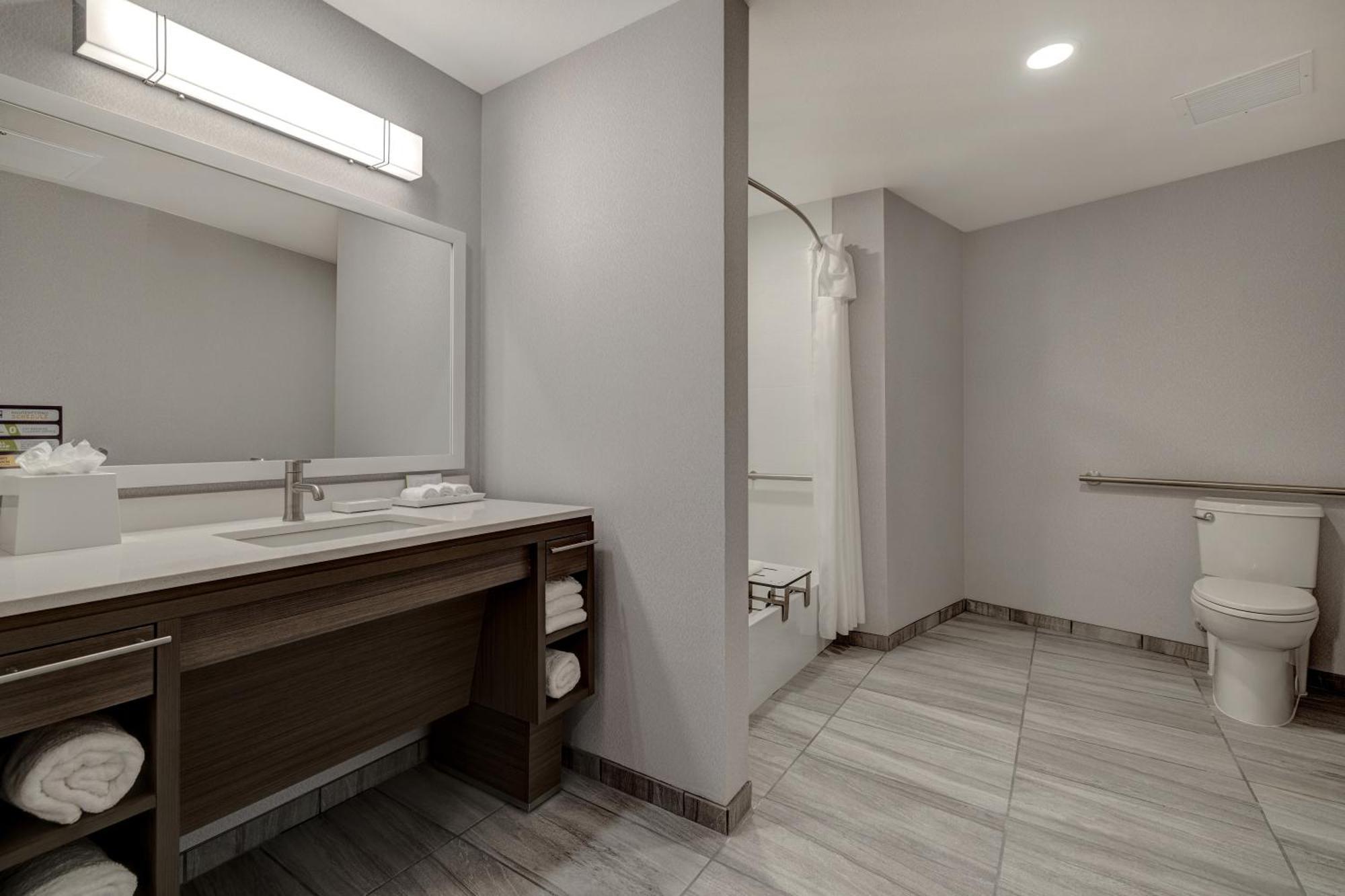 Home2 Suites By Hilton Petaluma Kamer foto